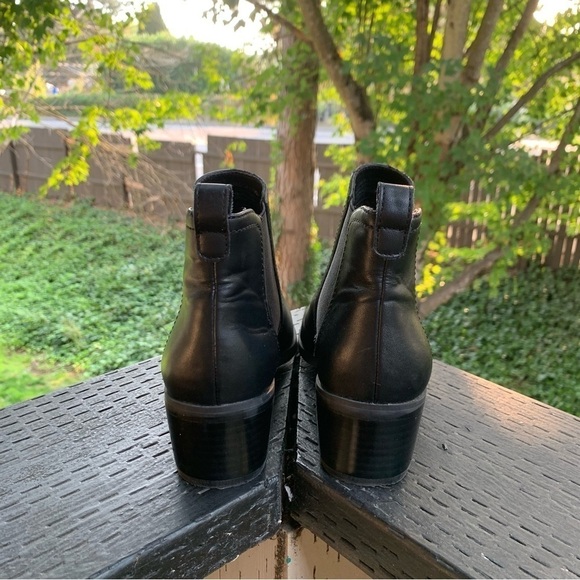 Abound Women’s Black Slip On Heeled Ankle Bootie Size 6.5 - Picture 4 of 8